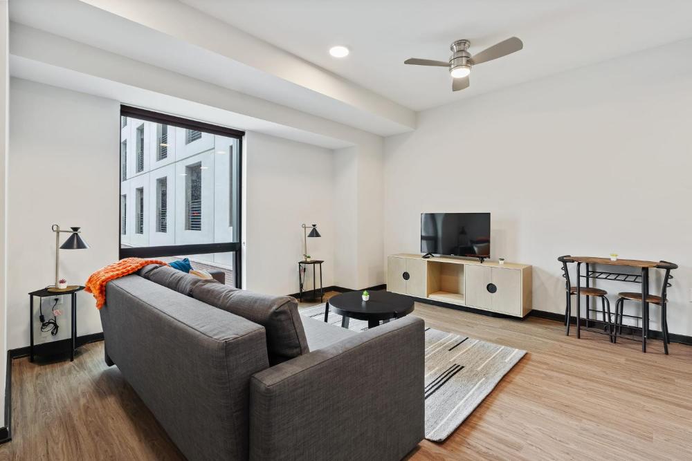 CozySuites on Mass with garage parking #17